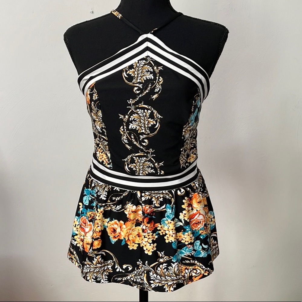 Venus black floral halter style top size 8